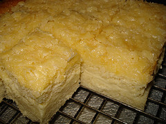 Image of Bee Sting Cake, Recipe Key