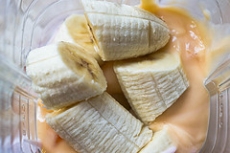 Bananas With Yogurt