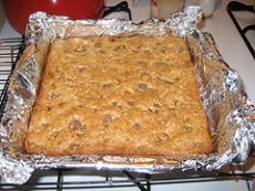 Chocolate Chip Bar Cookies