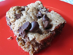 Oatmeal Chocolate Chip Bars