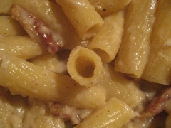 Cacio e Pepe (Peppery Pasta)