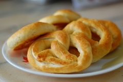 90-Minute Soft Pretzels